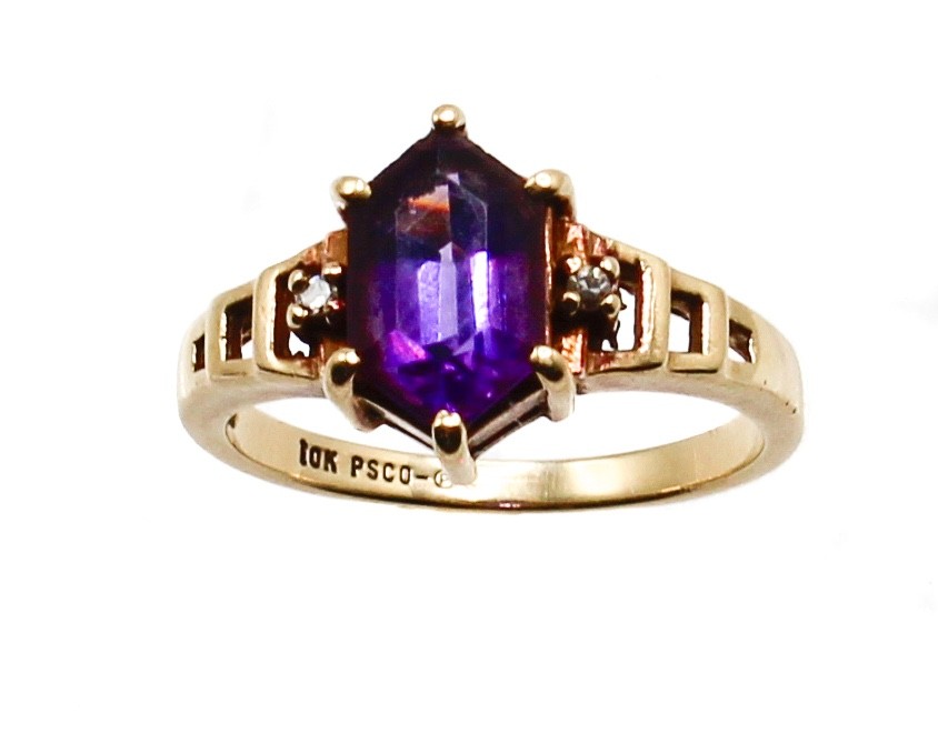 Vintage PSCO 10K Gold Ring Hexagon Purple Glass Stone Diamond Accents Size 6