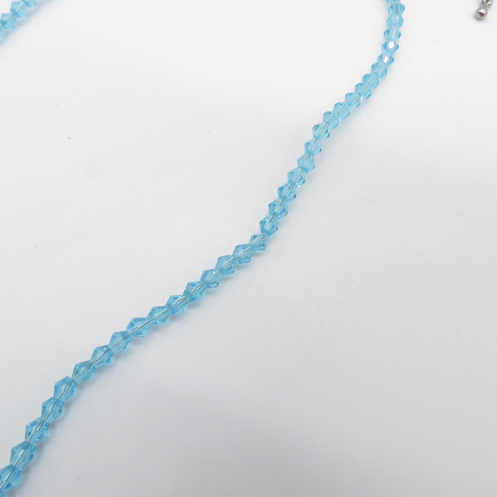 Vintage Blue Faceted Beaded Necklace Dyed Howlite Beads Boho 18″