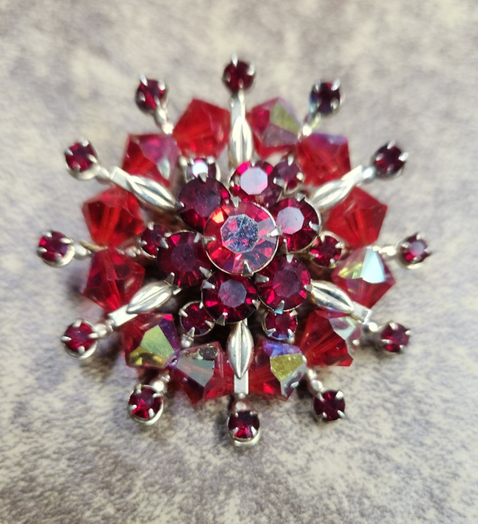 VTG Mid-Century Starburst Red Iridescent Rhinestone & Crystal Beads Brooch