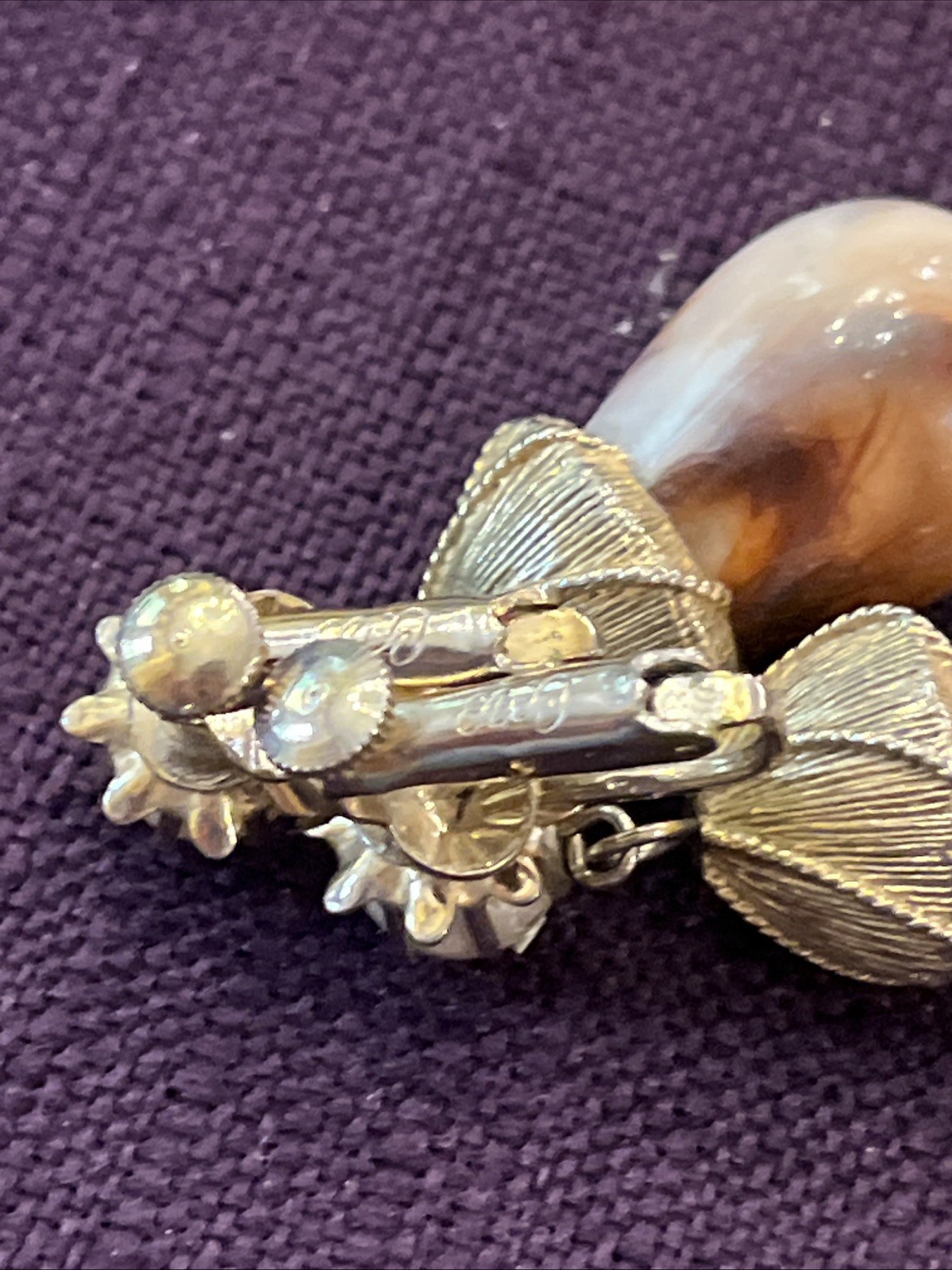 Vintage Classic Coro Dangle Drop Pearl Cabochon Swirled Lucite Clip On Earrings