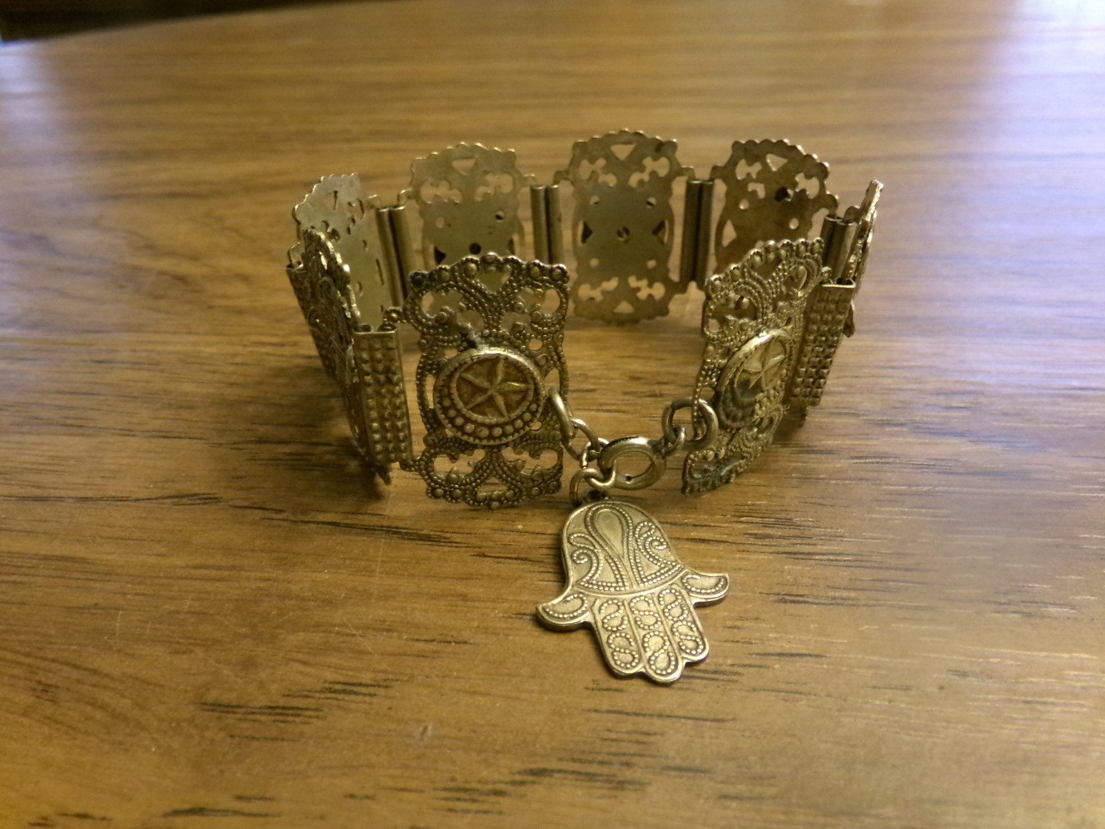 Vintage Women’s Souvenir Bracelet Morocco Hamsa Hand Elephant Link Bracelet
