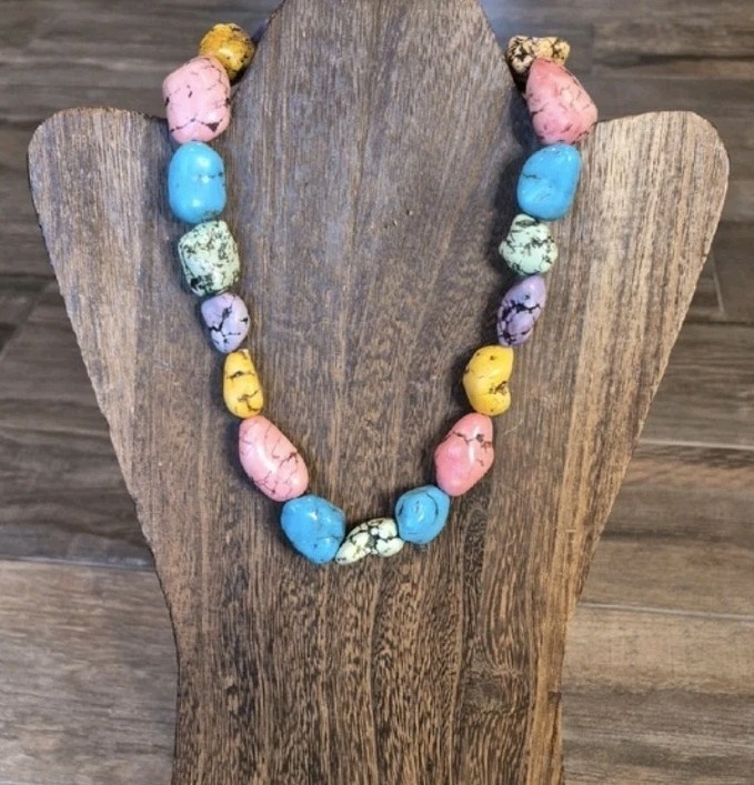 Vintage Colorful Dyed Howlite Nugget Bead Necklace, Toggle Closure