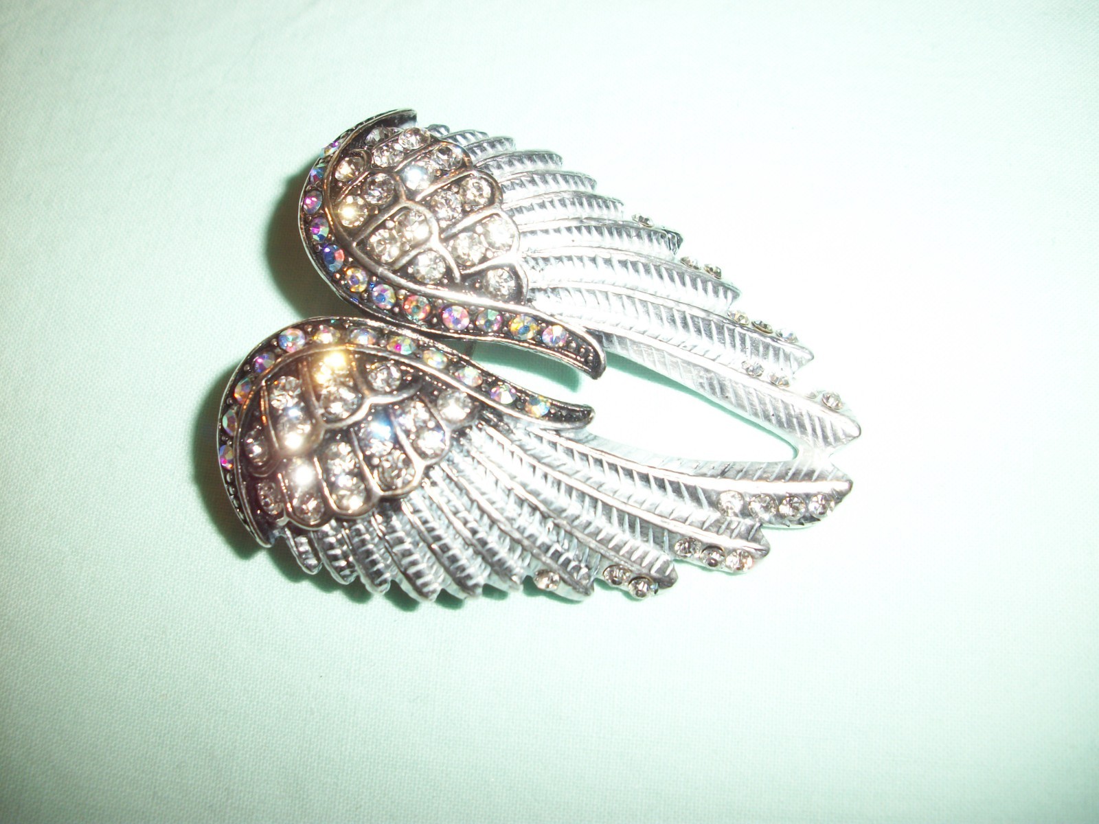VTG SiLVERTONE/AURORA BOREALIS/CLEAR RHINESTONE (ANGEL WINGS) PIN/PENDANT COMBO