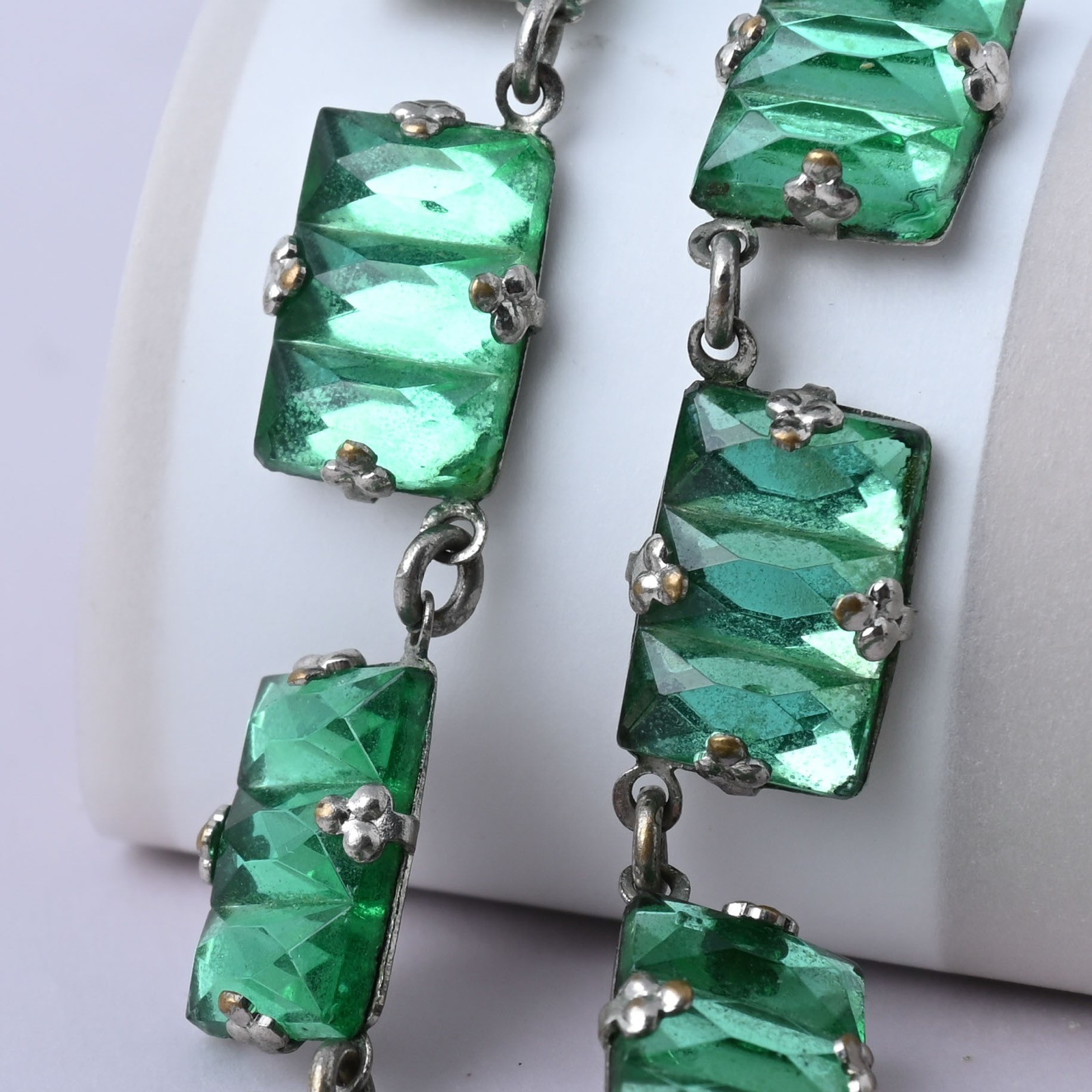 Vtg 1930s Art Deco Signed Czech Green Vauxhall Foiled Glass Necklace