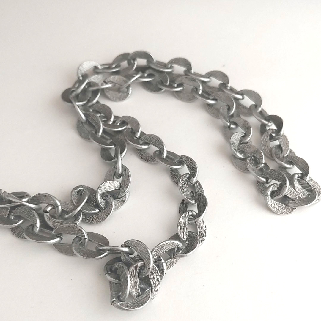 Vintage Silver Tone Chunky Chain Necklace Lightweight Textured 26”