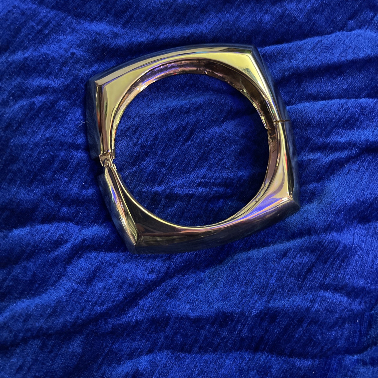 Vintage Gold Tone Hinged Bangle Bracelet, Chunky Square Cuff, Modern Minimal