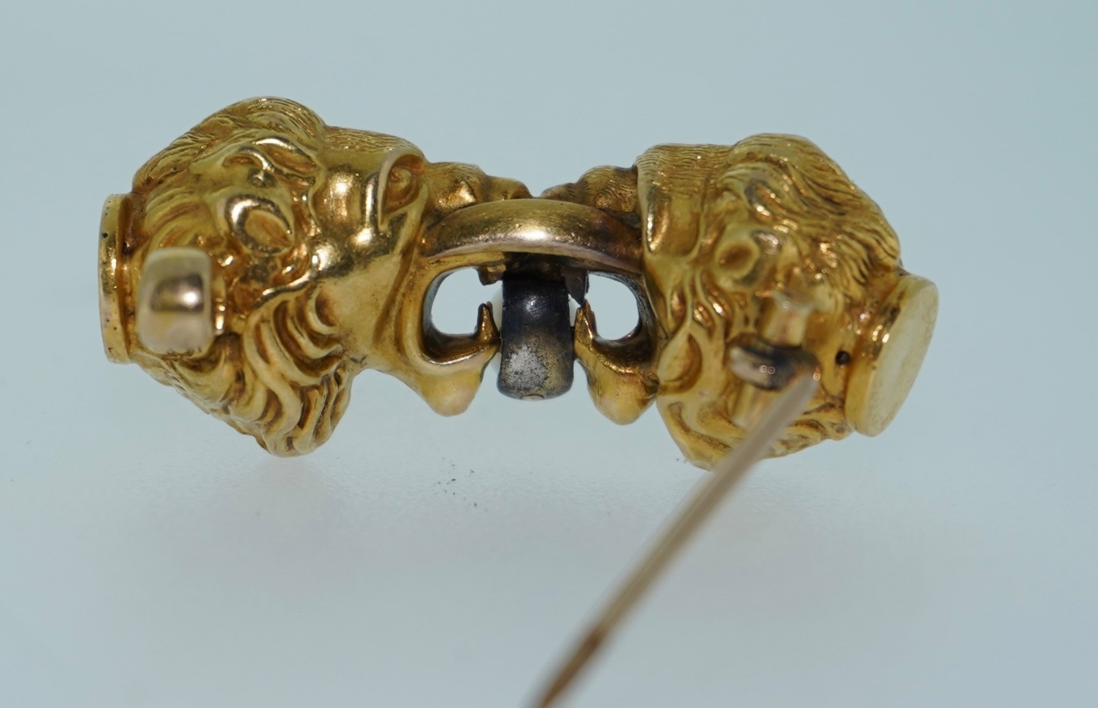 Art Nouveau 18K Double Lion Head Brooch
