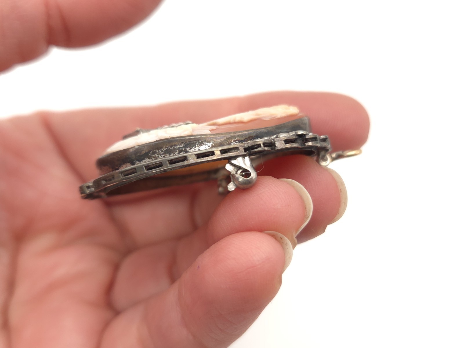 Art Deco Sterling Silver Carved Shell Habille Cameo Paste Stone Brooch Pendant