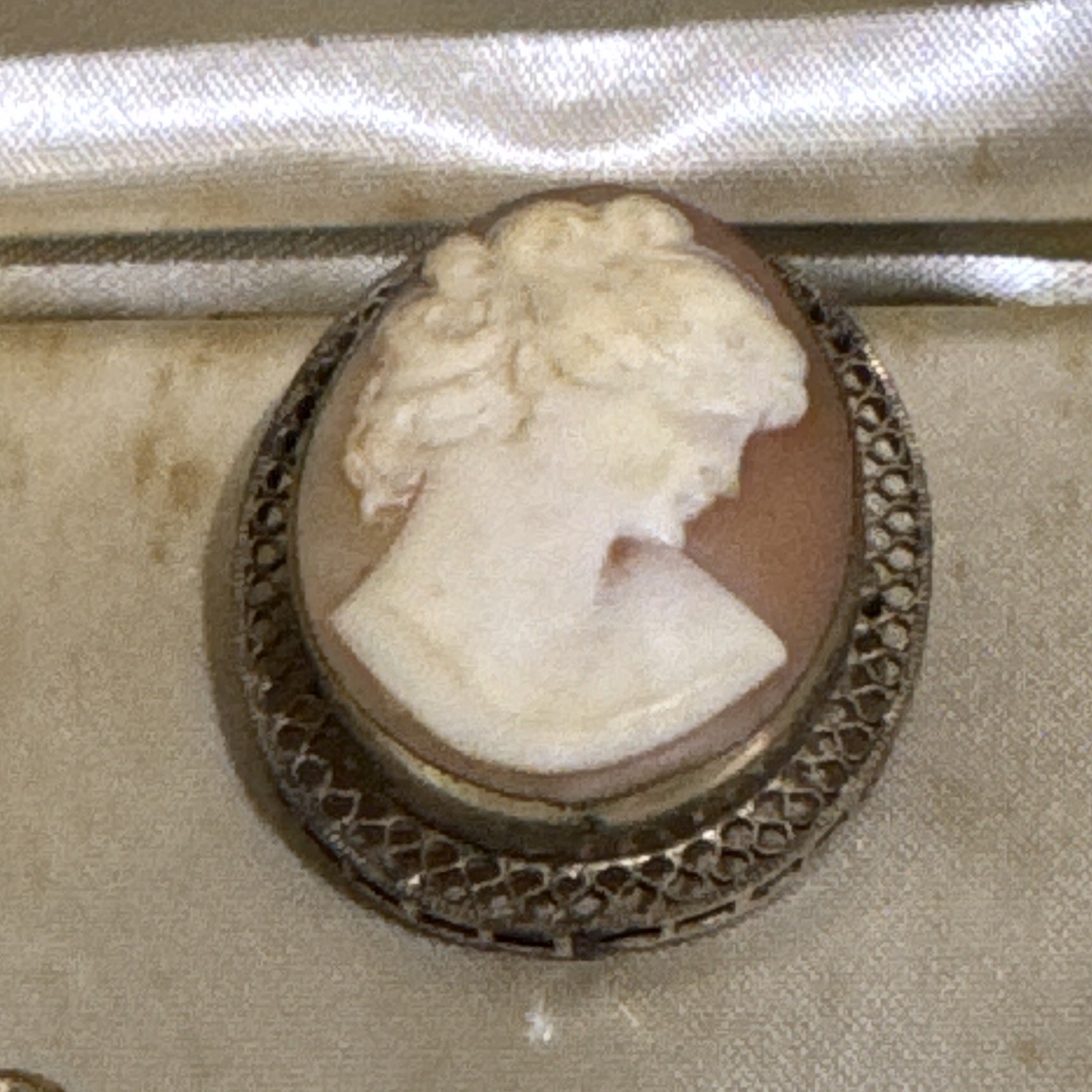 Vintage Hand Carved Cameo Brooch & Earrings Set 12K Gold Filled