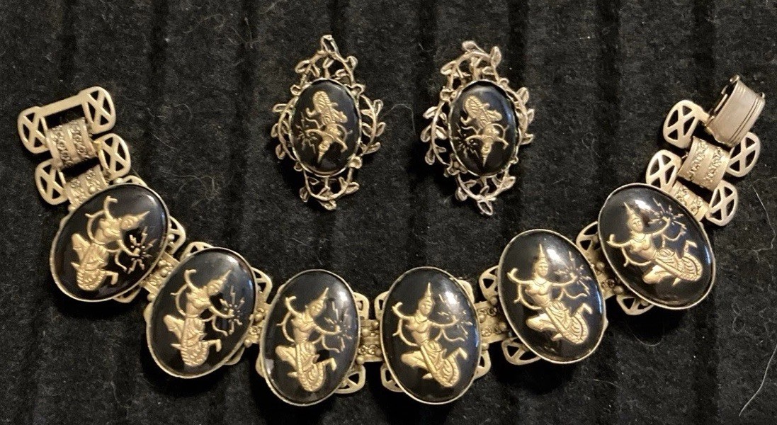 Vintage Siam/Thailand Golden Goddess Black Lucite Link Bracelet & Earrings