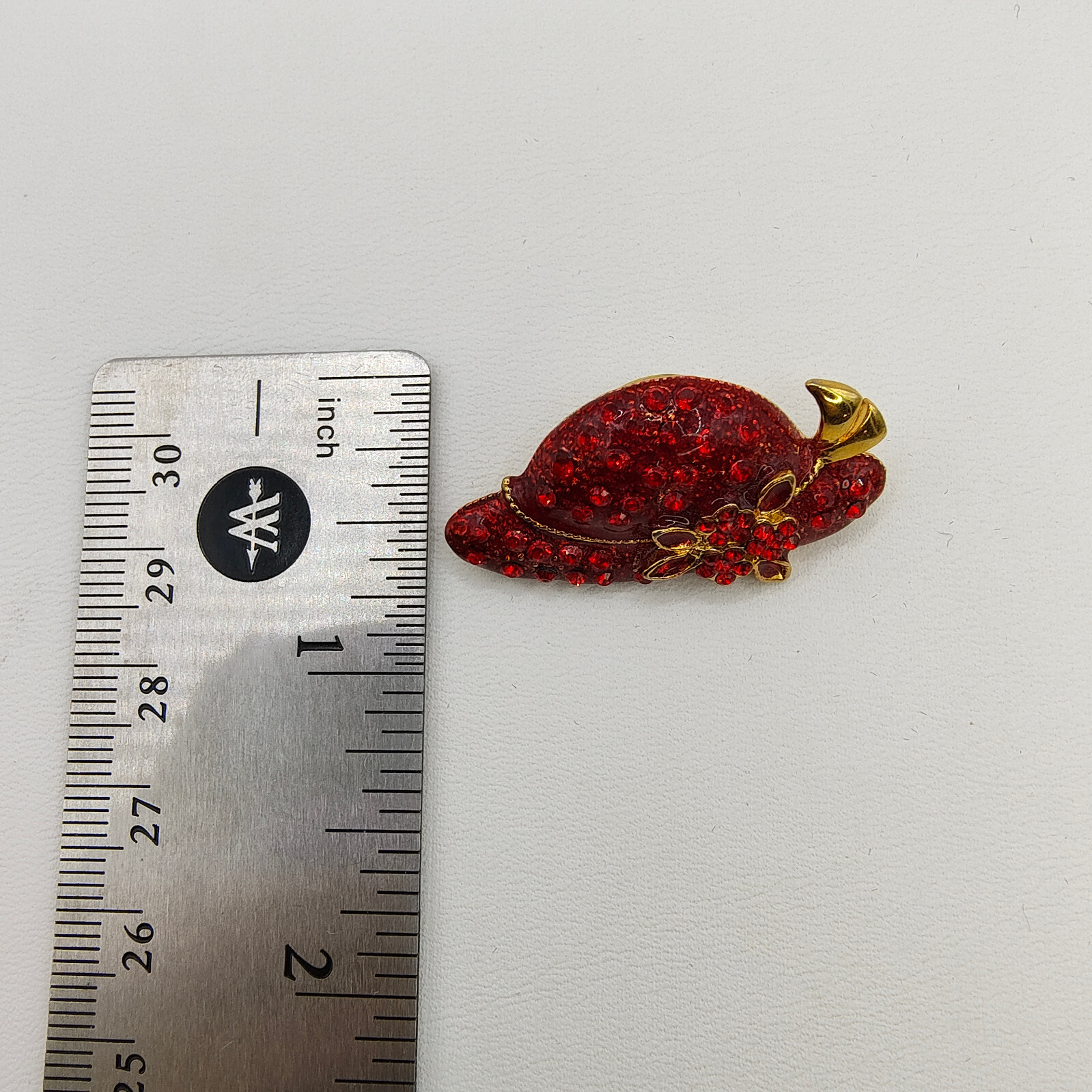 Vintage Red Hat Society Lapel Pin Brooch Enamel Rhinestone Gold Tone 1.5″