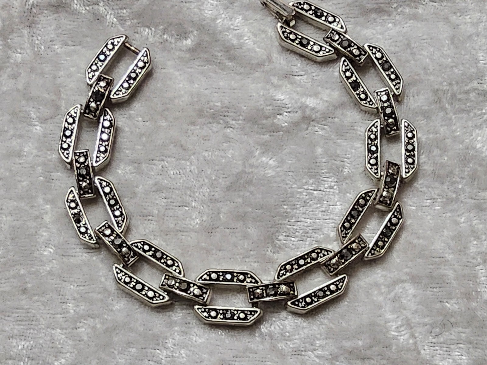 Vintage Marcasite Rhinestone Oval Link Flex Bracelet