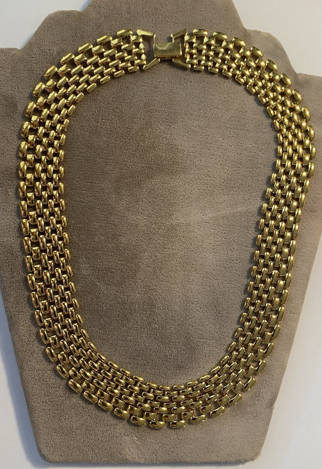 1950 Vintage • Beautiful Napier Gold Tone Panther Link Choker Necklace 16.5”