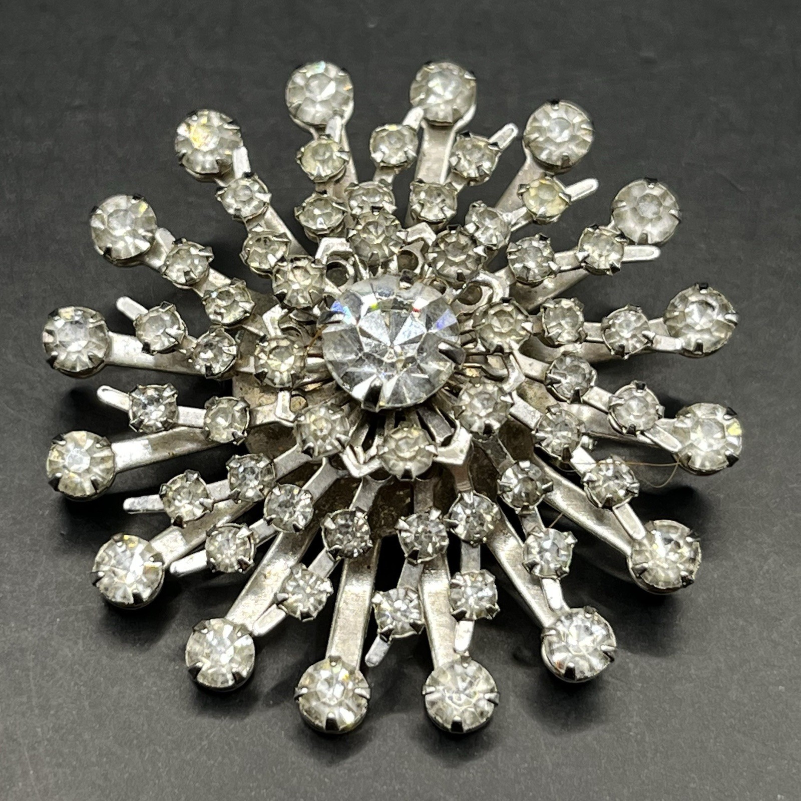 Vtg 2 Pc Brooch Lot: Clear Rhinestone Flower Red Starburst Snowflake *See Notes