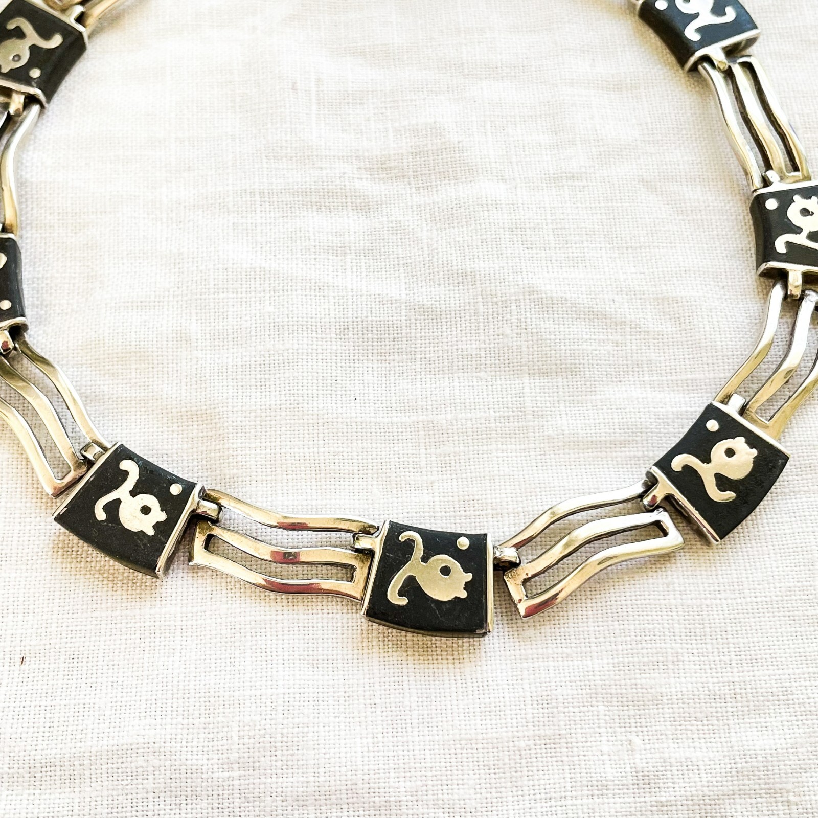 Vintage Los Castillo Onix Negro Fish Necklace/Bracelet Set, Sterling Silver Onyx