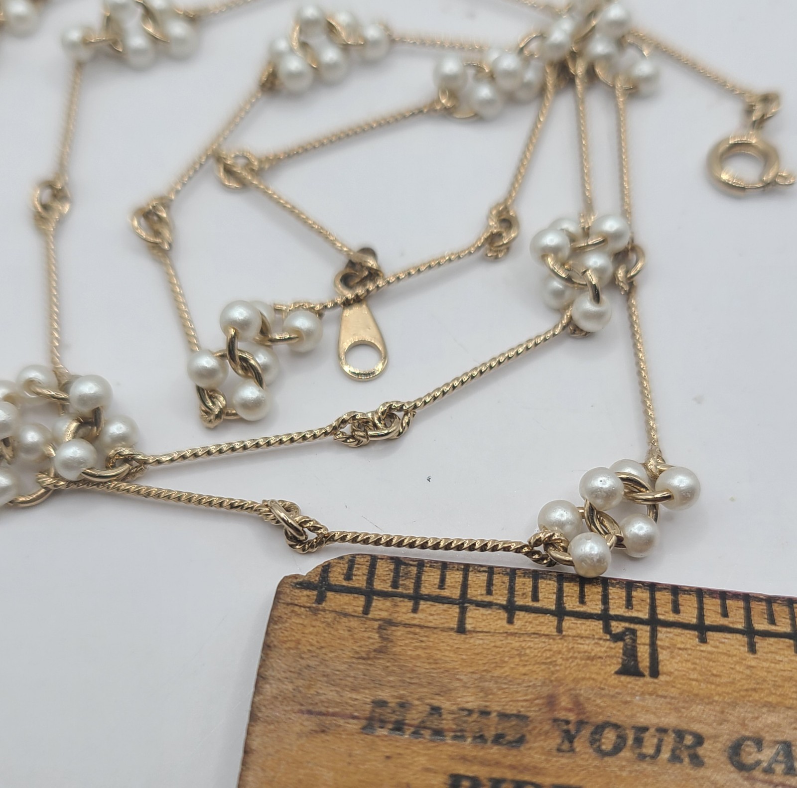 Vtg Avon Goldtone White Faux Pearl Cluster Bar Link 24″ Station Necklace Signed