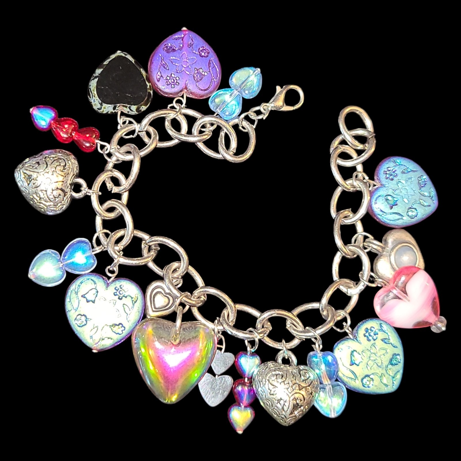 Art Glass Heart Charm Bracelet Silver Tone Red Purple Iridescent 8″