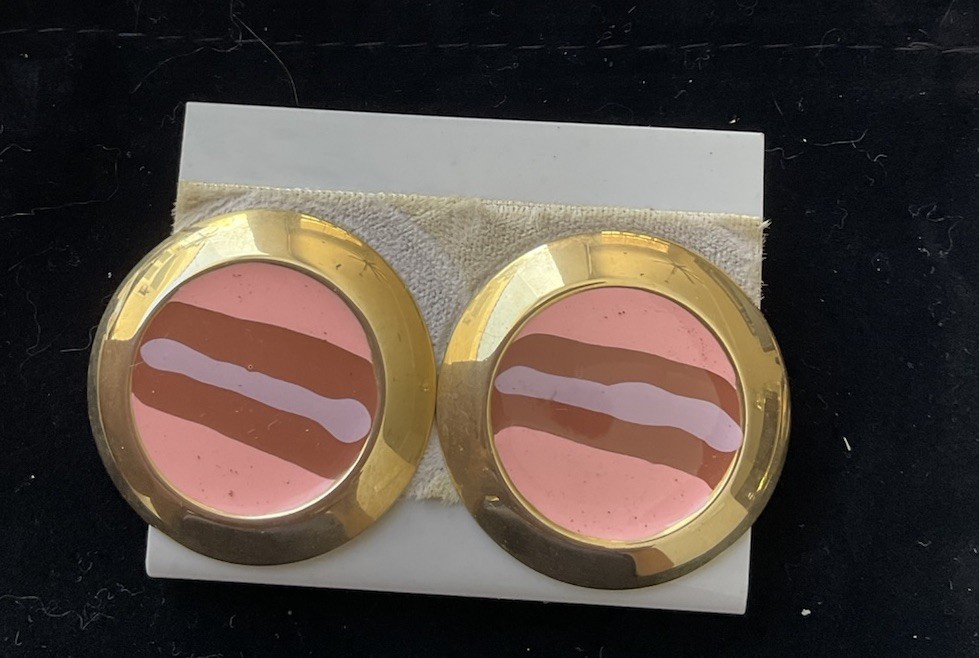 Vintage Retro Pink/Red/Purple Enamel Gold Round Button Clip On Earrings NOS