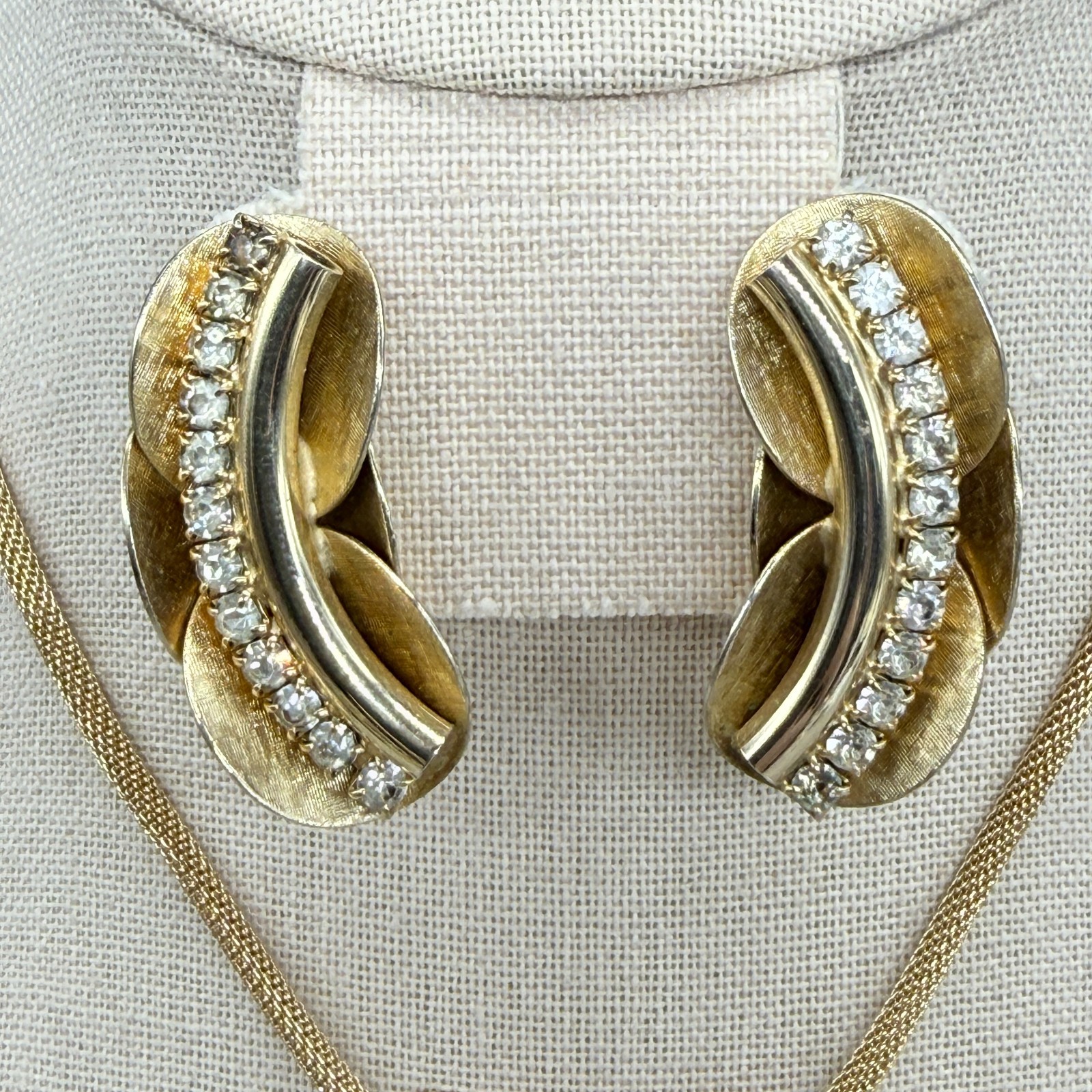 Vintage Necklace and Earring Set Gold Tone Clear Rhinestone Dangles Mesh Chain