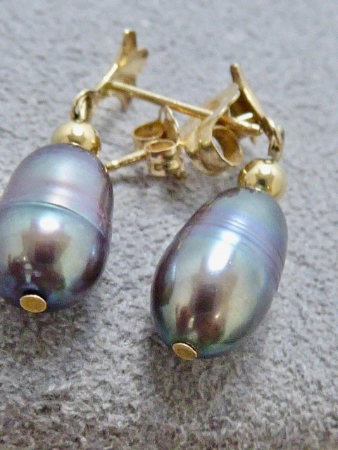 16.5 ” CULTURED gray blue PEARL KNOTTED NECKLACE 14K W GOLD CLASP & EARRINGS