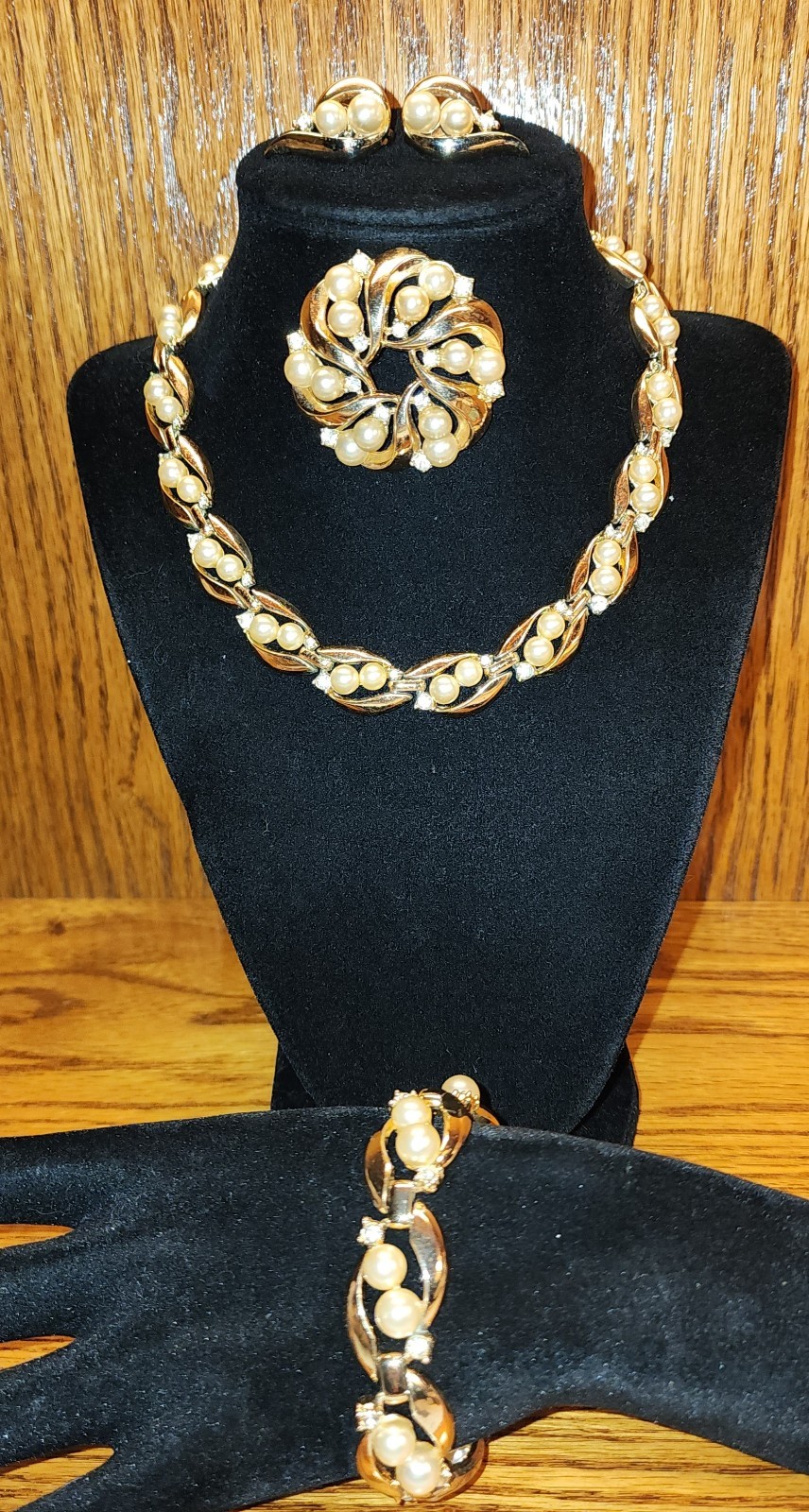 Vintage Trifari “Tradewinds” Full Parure