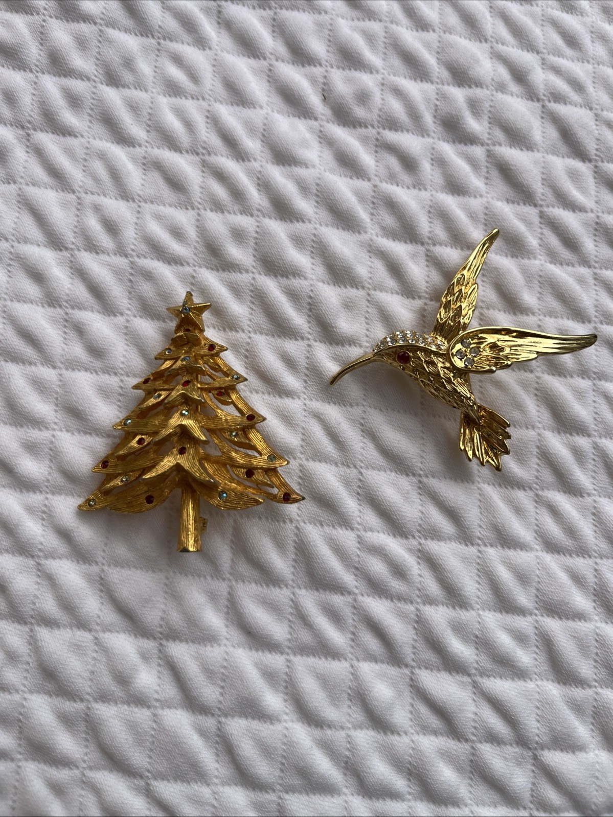 vintage hummingbird Christmas Tree Whimsical Brooch’s