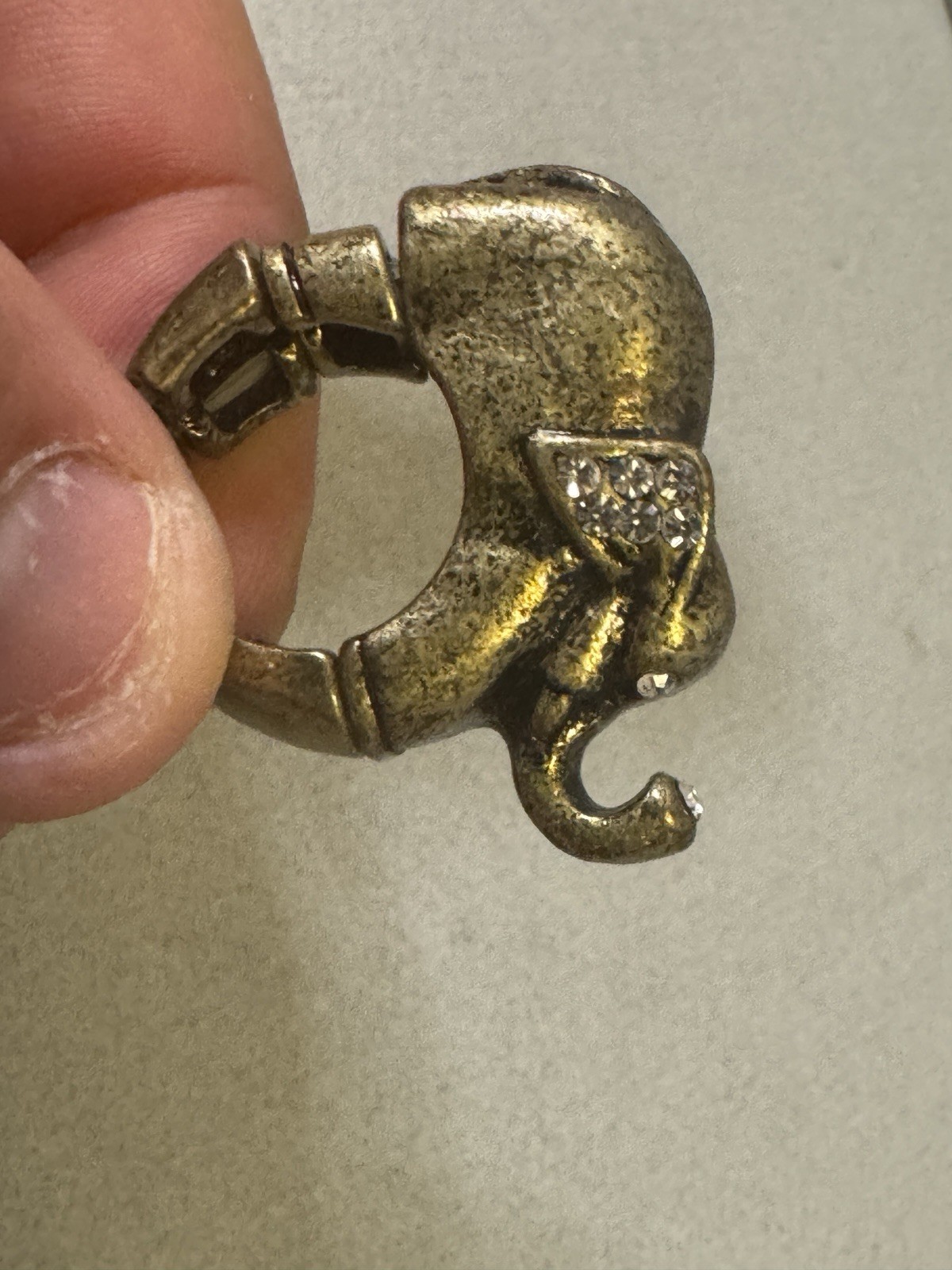 Vintage Gold Color Elephant With Rhinestones Stretch Band Statement Ring