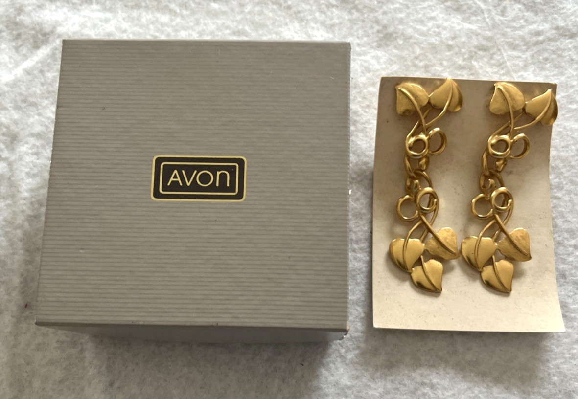 Vtg 2” Long Avon Gold Tone Leaf Vine Earrings 1991 Ivy Nature Dangle Charm