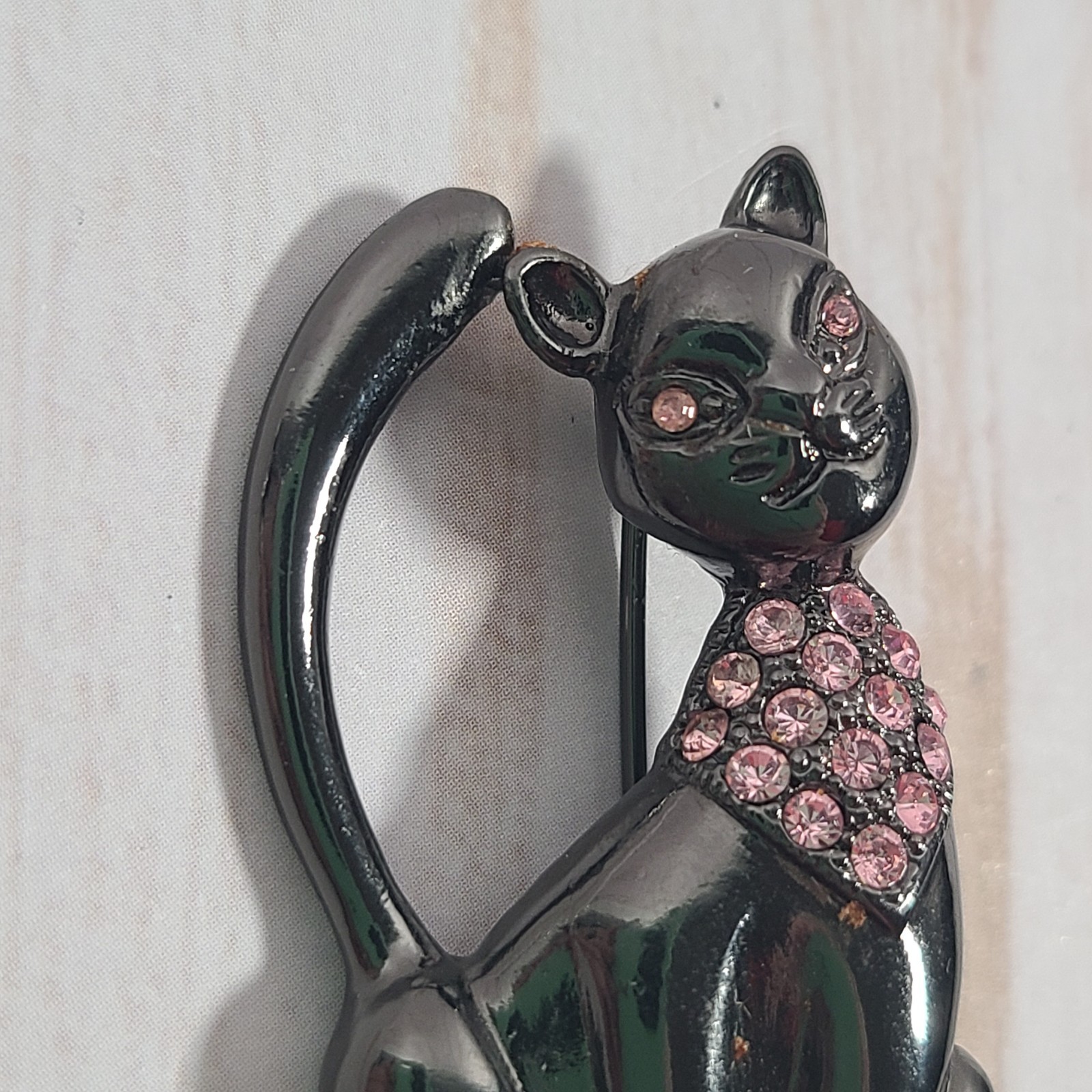 Vintage Black Cat Pin /Brooch Gunmetal-Tone W/Pink Rhinestones 1928 Jewelry Co