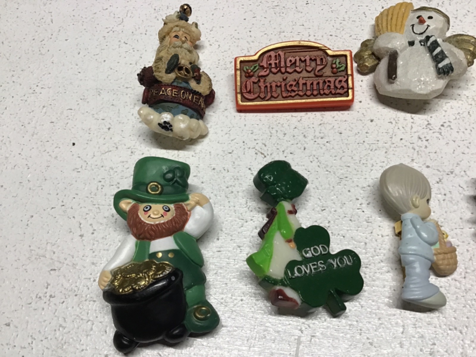 VTG 8 Seasonal Spring Christmas Halloween St Patty Pin Brooch Hallmark Fun World