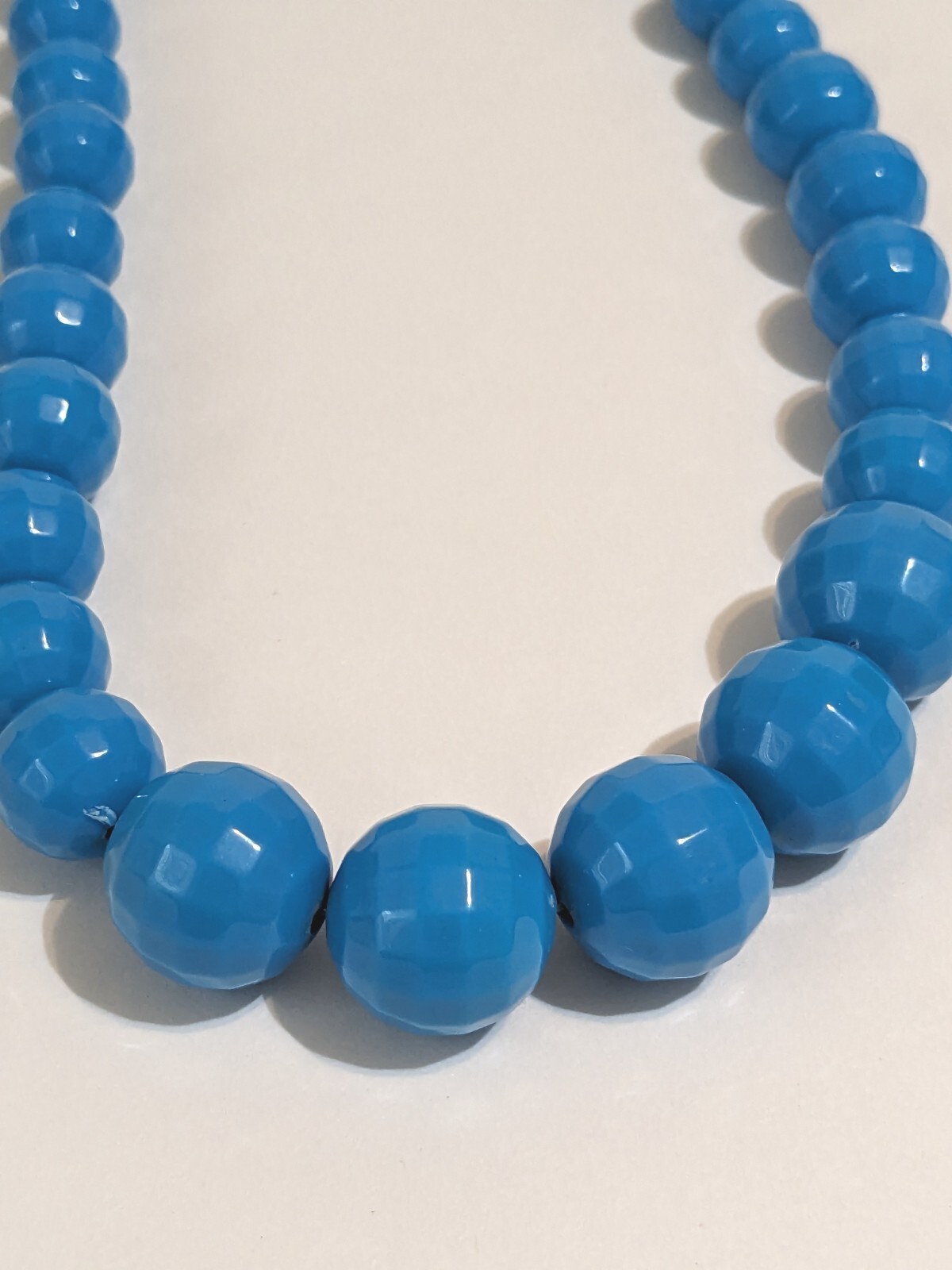Blue Graduating Bead Faceted Acrylic Necklace. Retro Style. MCM Inspired. 28 In.
