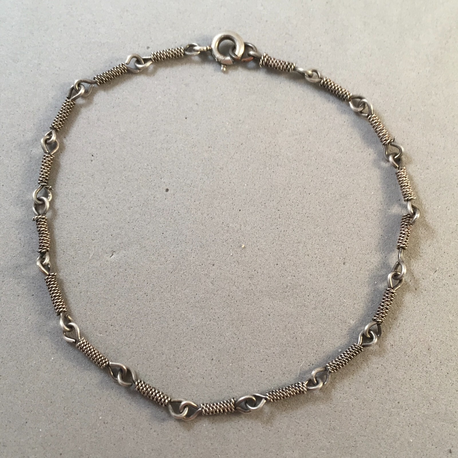 VINTAGE Silver CHARM BRACELET Wrapped Bar Light Link Starter 7″ Estate VB11