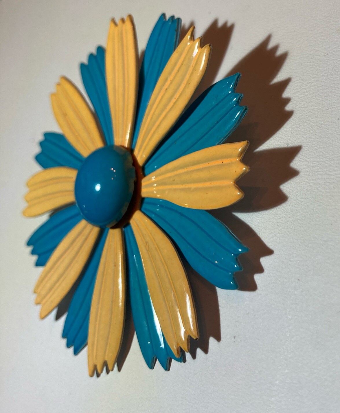 Vtg Layered Brooch Flower Daisy Metal Enamel Teal Light Blue Yellow Spring 2.75”