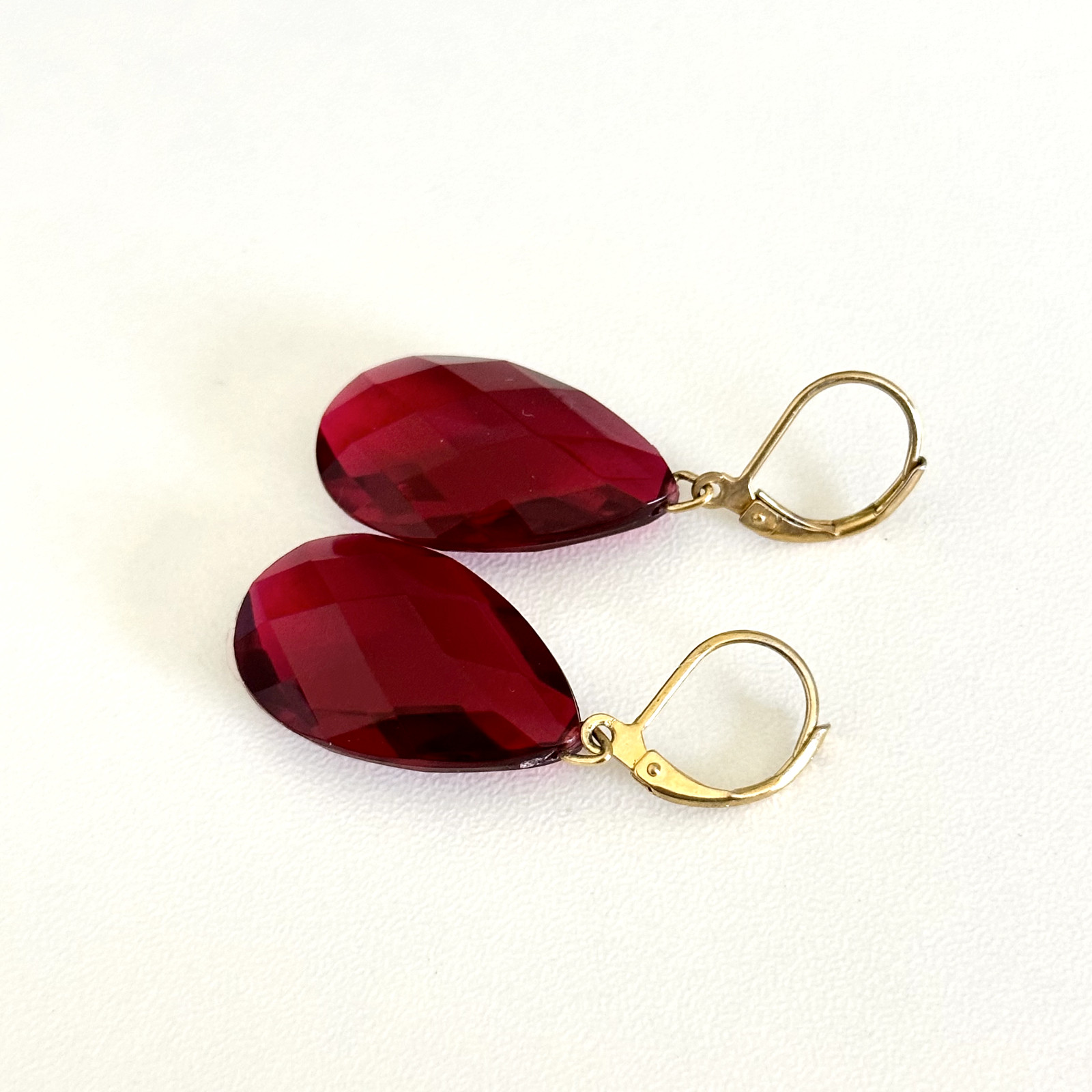 Vintage Joan Rivers Red Acrylic Faceted Crystal Gold Tone Leverback Earrings
