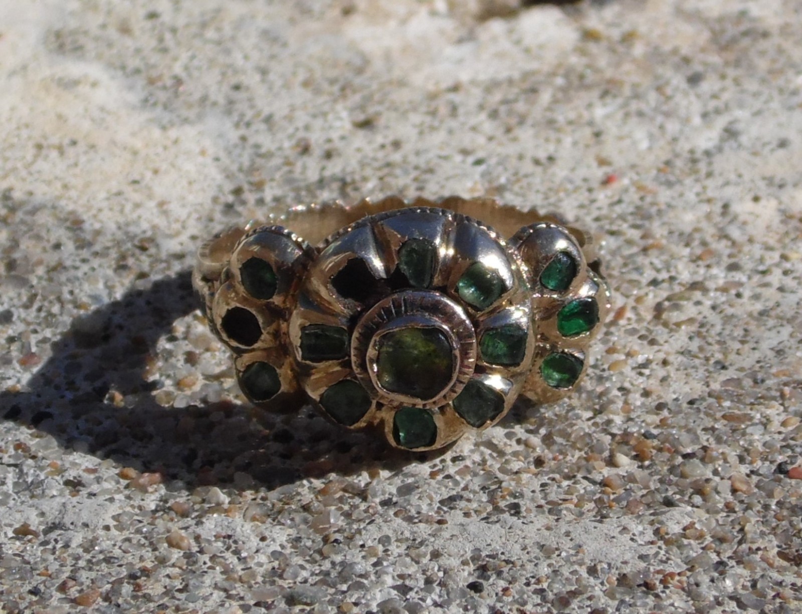 Antique 18th Century 14k GOLD Italian Floral Green Cluster Ornate Band Ring