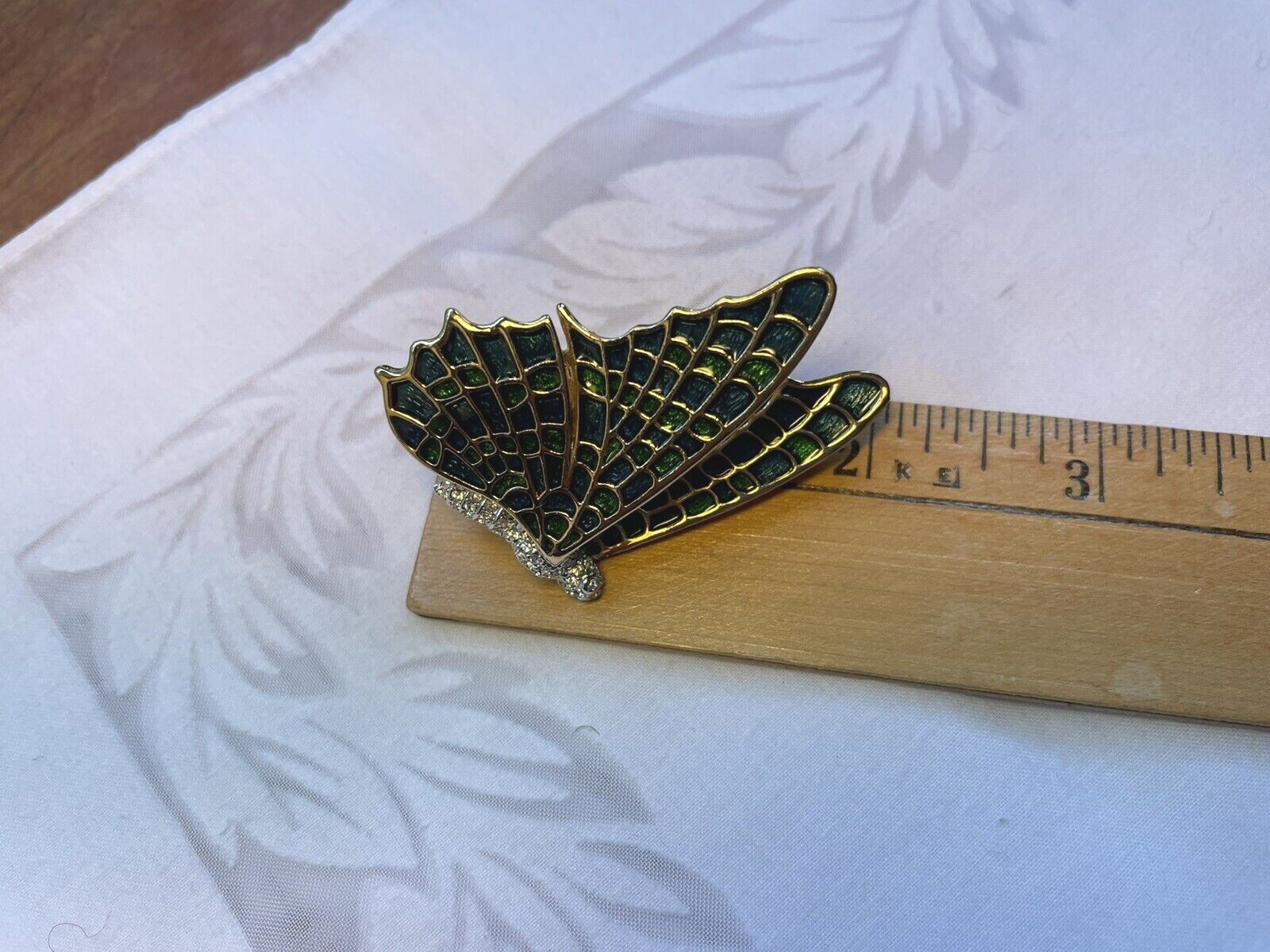 KJL KENNETH JAY LANE SIGNED Gold tone PEACOCK BUTTERFLY BROOCH with Crystals