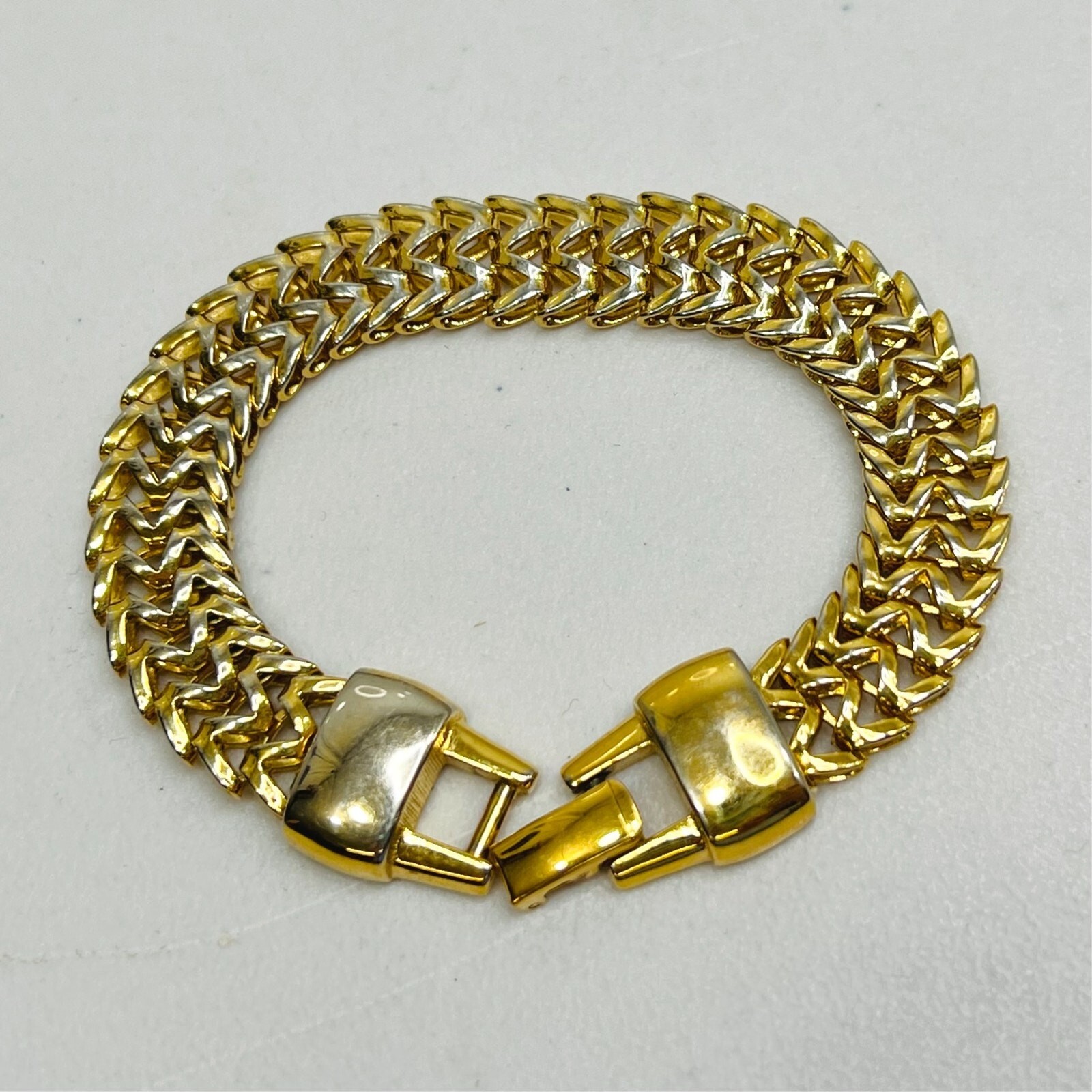 Vintage Bracelet Gold Tone Open Bold Specialty Links 1980s Chain 8 inches