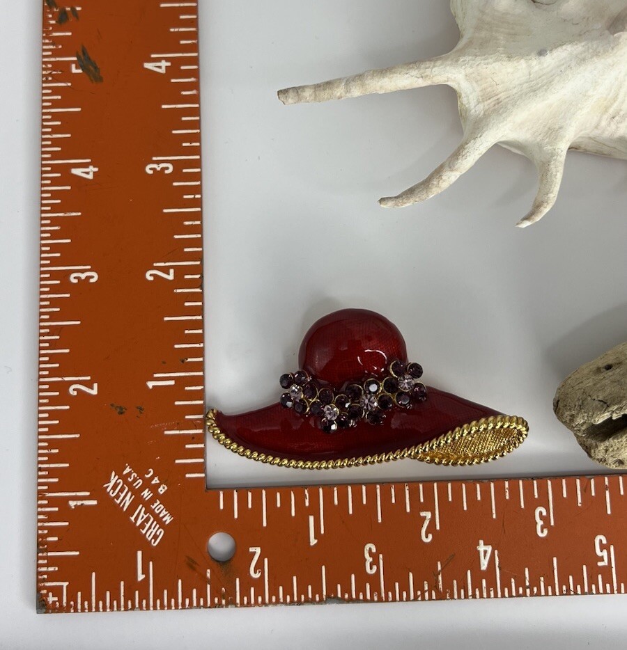 Retro Jewelry Red Hat Enamel Brooch Pin Purple Rhinestone Costume Jewelry 💜