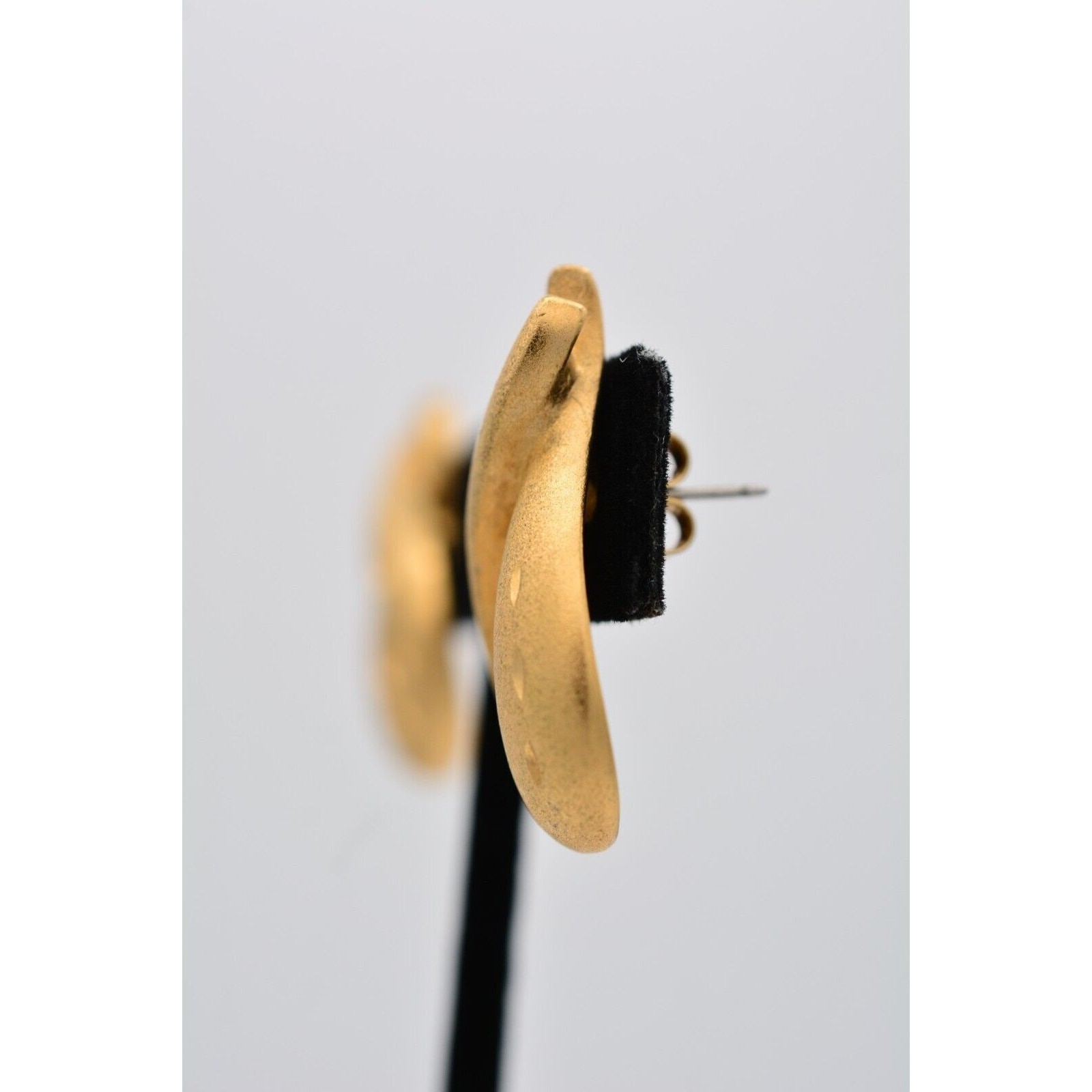 Vintage Dangle Pierced Earrings Drop Brushed Gold Matte Metallic Retro 80s BinAV