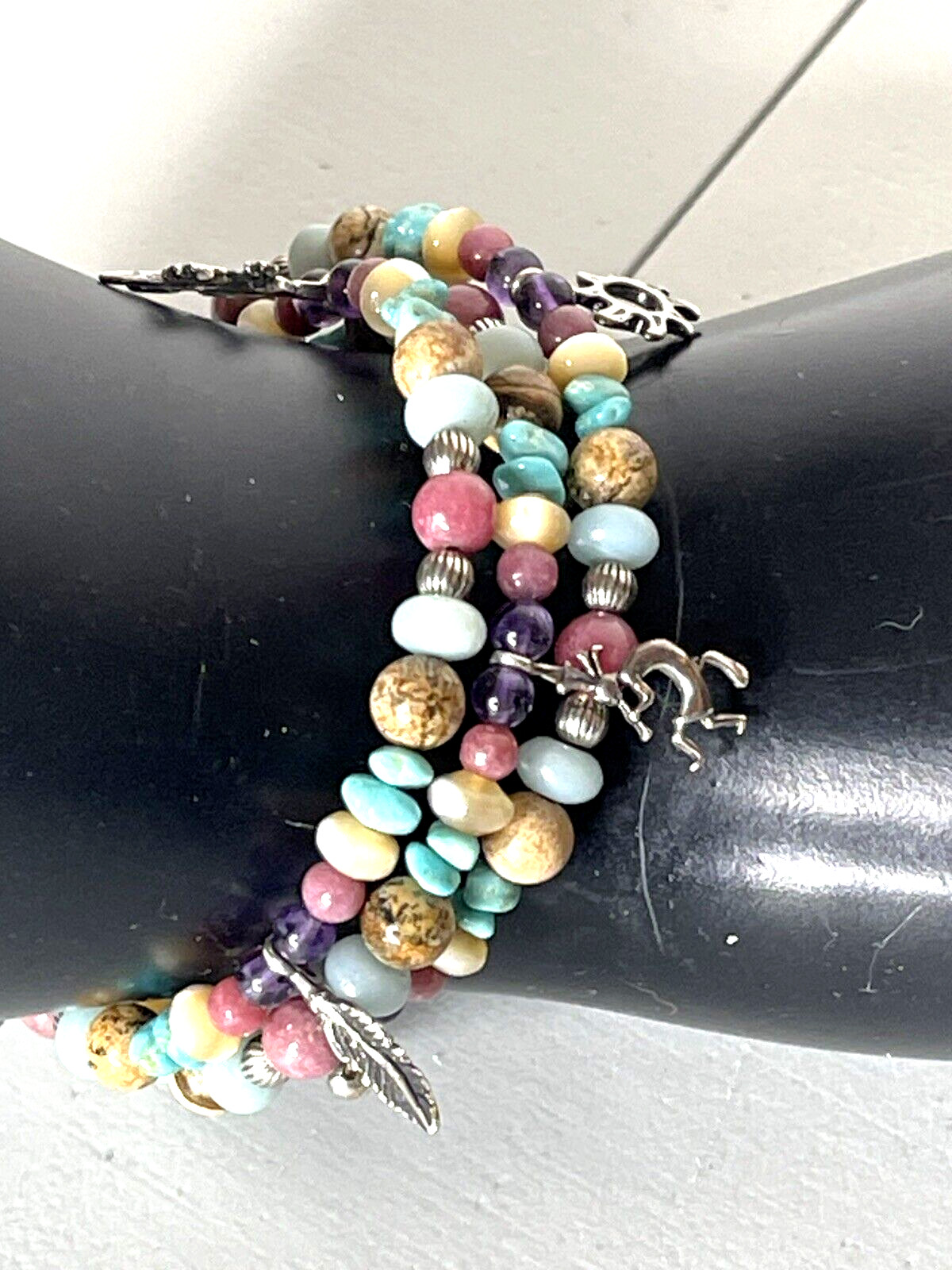 Vtg South Western Genuine Stone Bead Bracelet 6 Sterling Silver Indian Charms