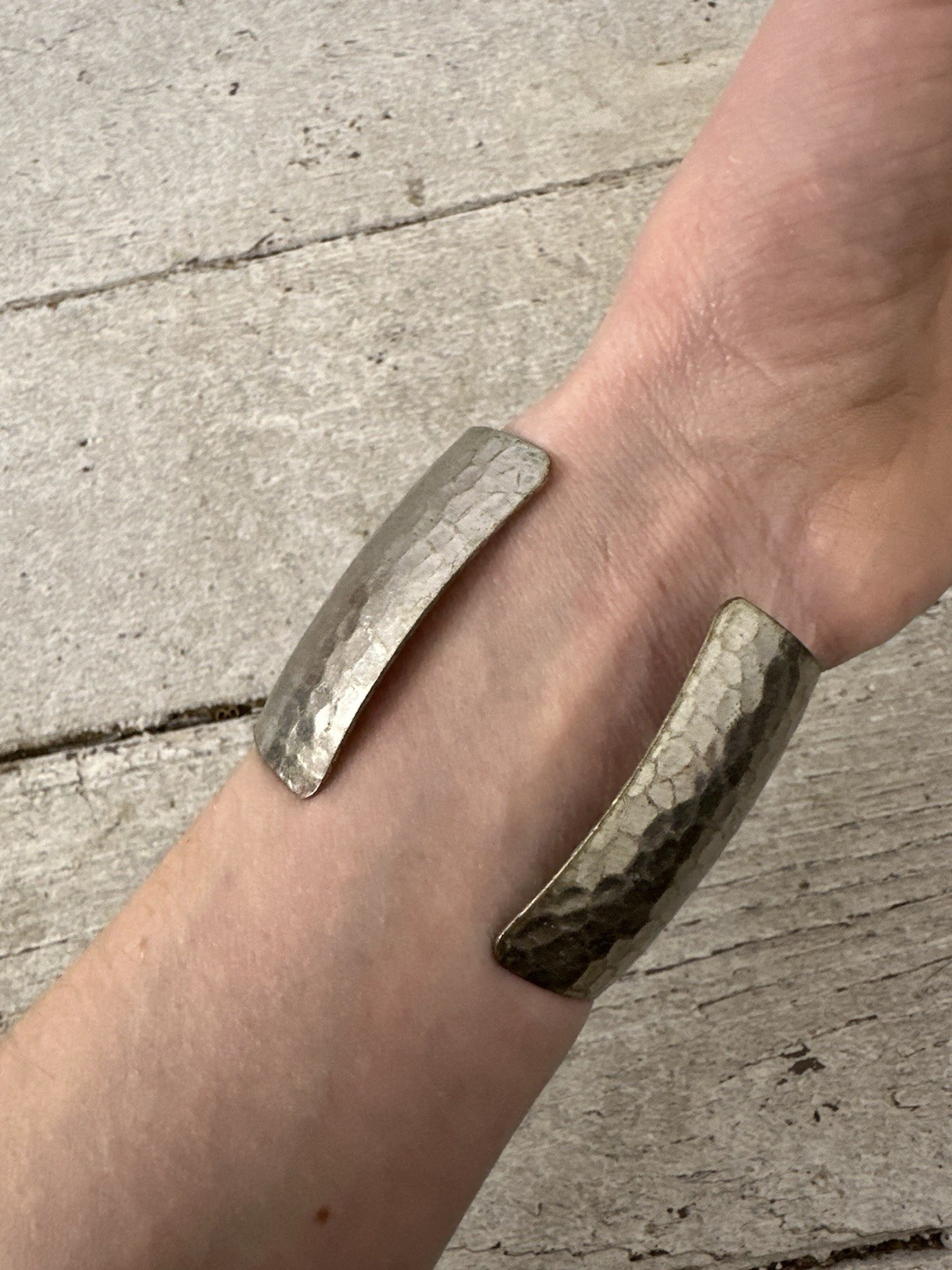 Vintage Modernist Hammered Metal Agate Wired Statment Bracelet