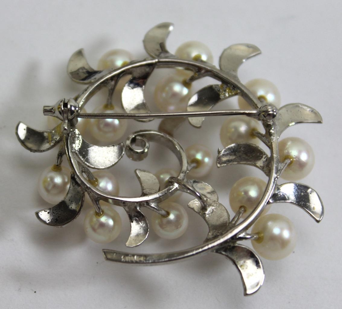 Maruwa Pearl Co. Silver Brooch w/ Cultured Pearls & Original Box