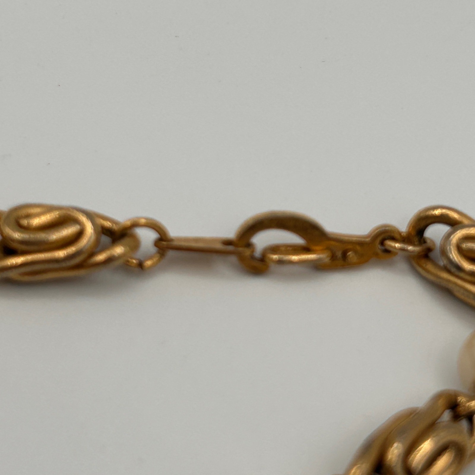 Vintage Gold Tone Faux Pearl Station Necklace Scroll Link Single Strand 29″