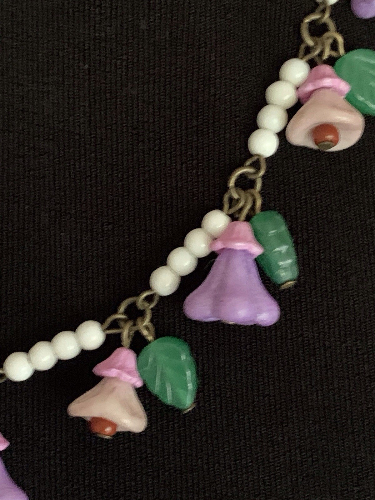 Vintage Czech Glass Flower Purple Pink And White Choker Necklace