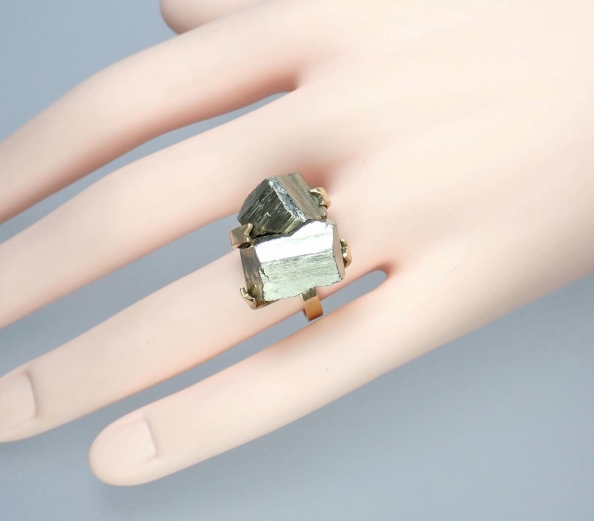 Amazing Vintage 1970s Brutalist Modernist 9K Gold Pyrite Cocktail Ring 1971 7.25