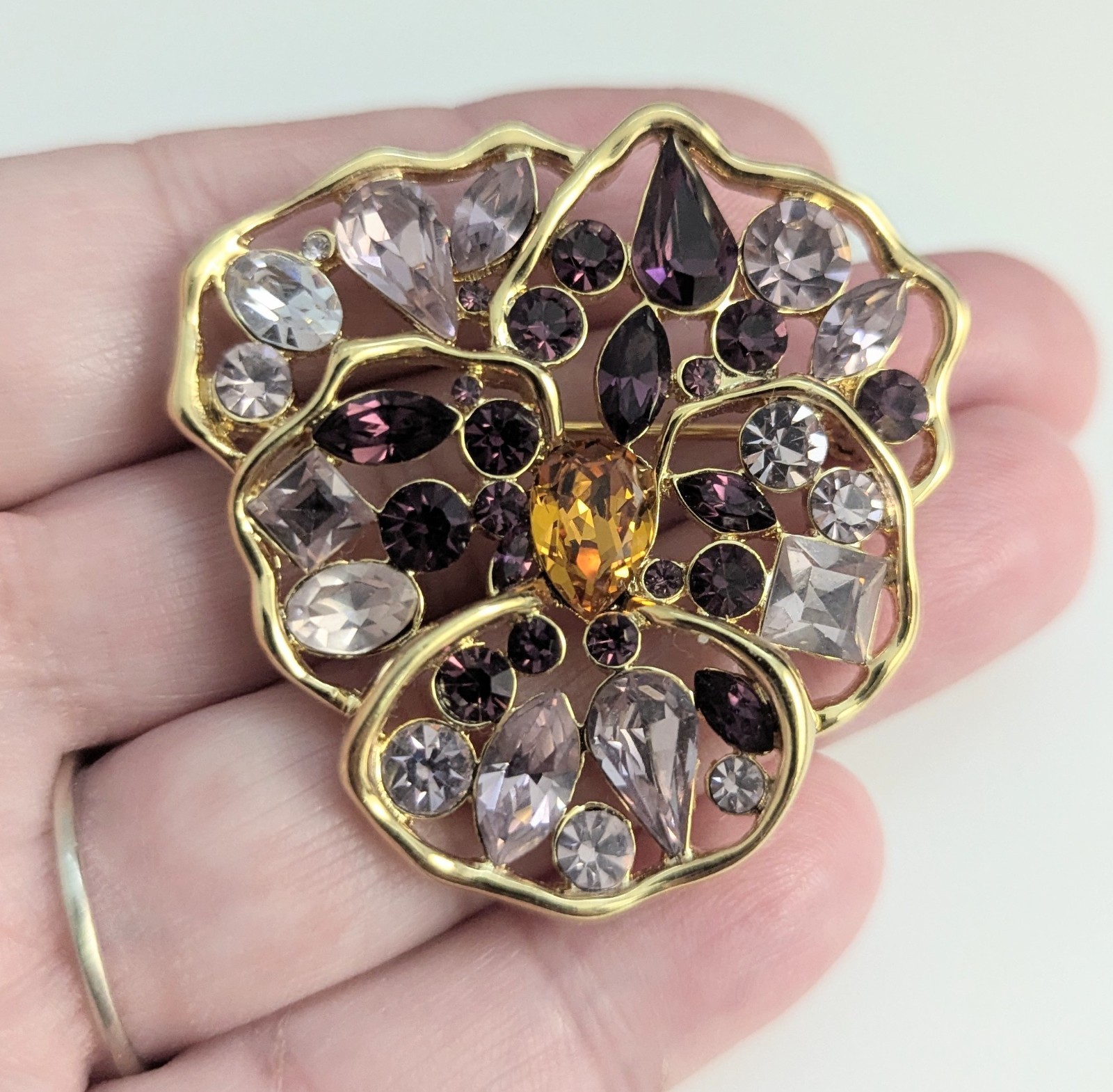 Vtg Signed Nolan Miller Purple Rhinestone Pansy Flower Brooch Gold Tone