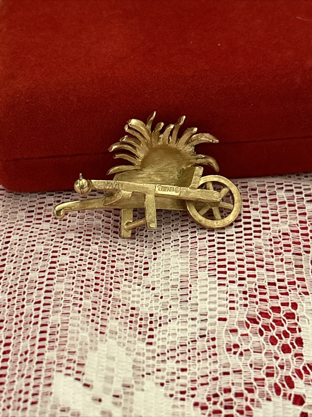Vintage Trifari Gold Wheelbarrow Heart Mechanical Pin~Brooch