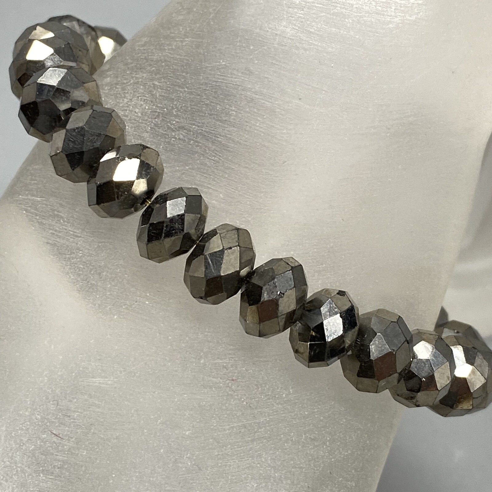 Stretch Bead Bracelet Gray Silver Glass Faceted Fire Polished Iridescent 6.5″
