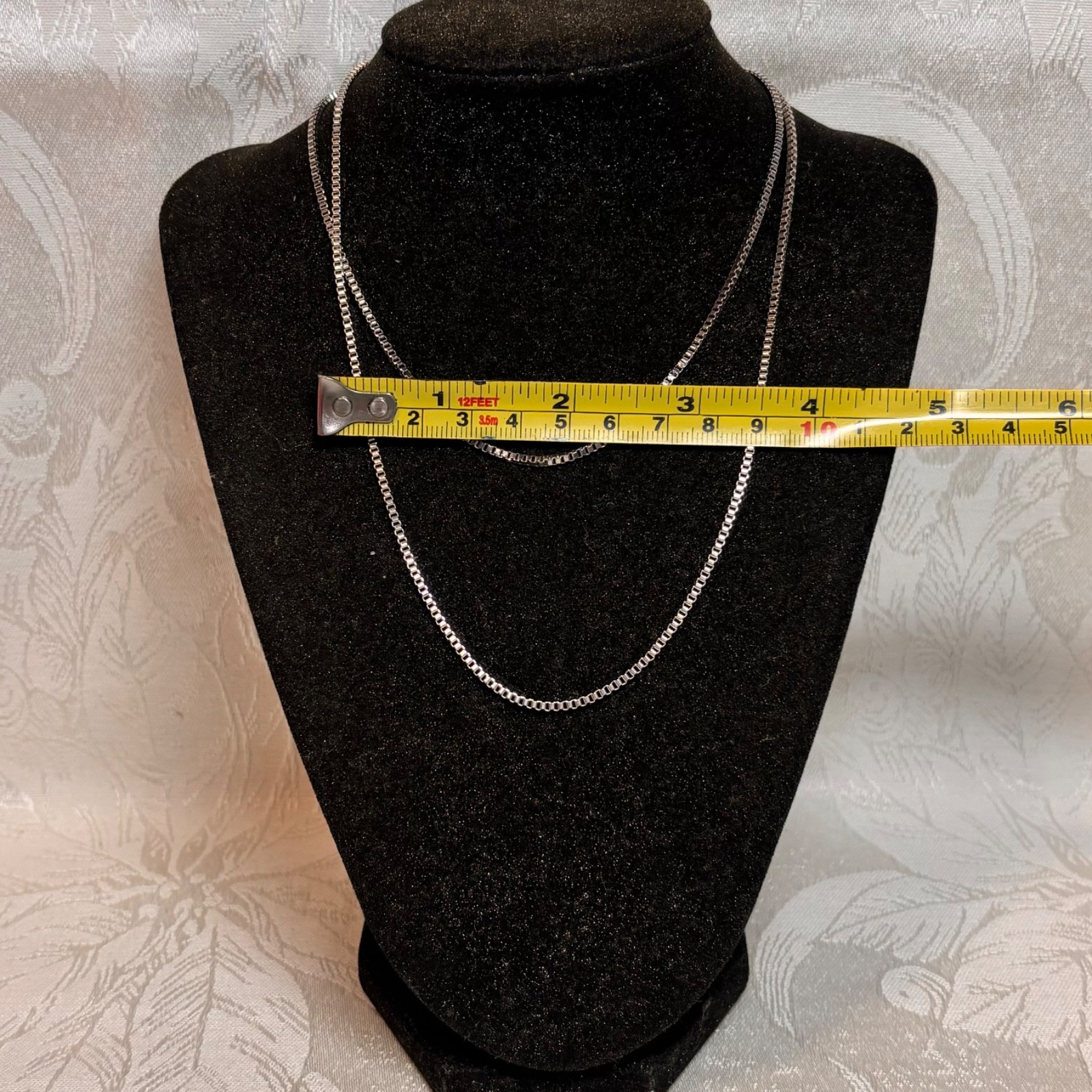 BETSEY JOHNSON necklace silvertone box chain long puff heart clasp charm vintage