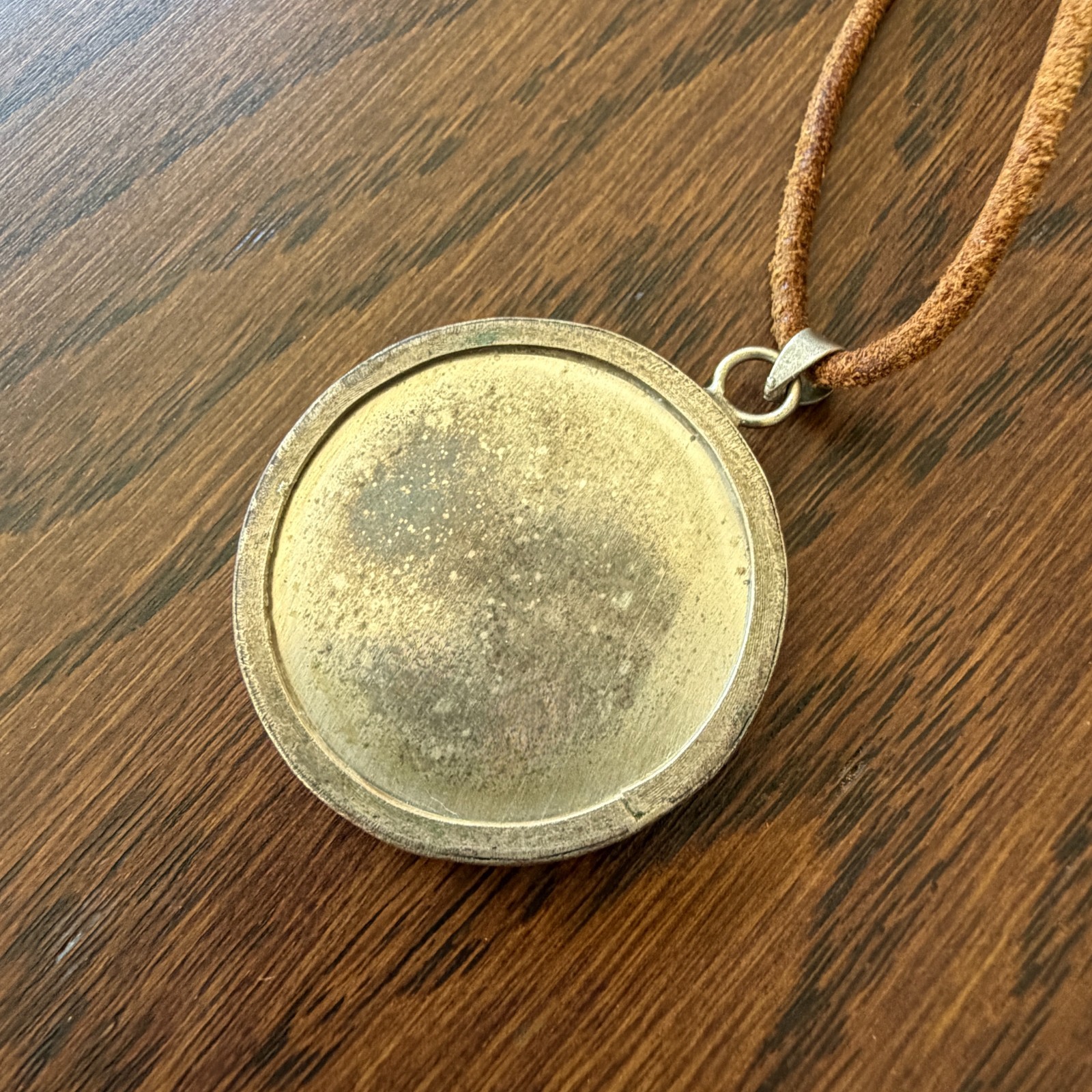 Vintage, Hand-Painted Flower Pendant Necklace on Genuine Leather Cord, 15” (L)